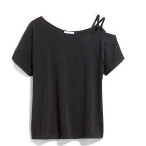NWT stitch fix Kaileigh cold shoulder knit top